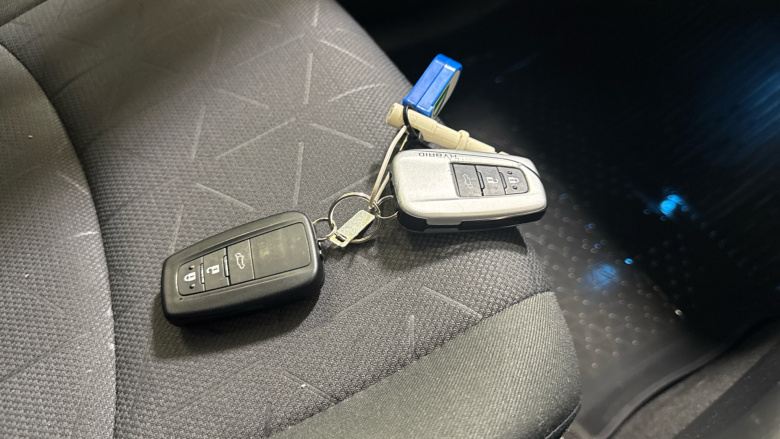 Toyota RAV4 2.5 VVT-i Hybrid Design 5dr CVT Hybrid Estate